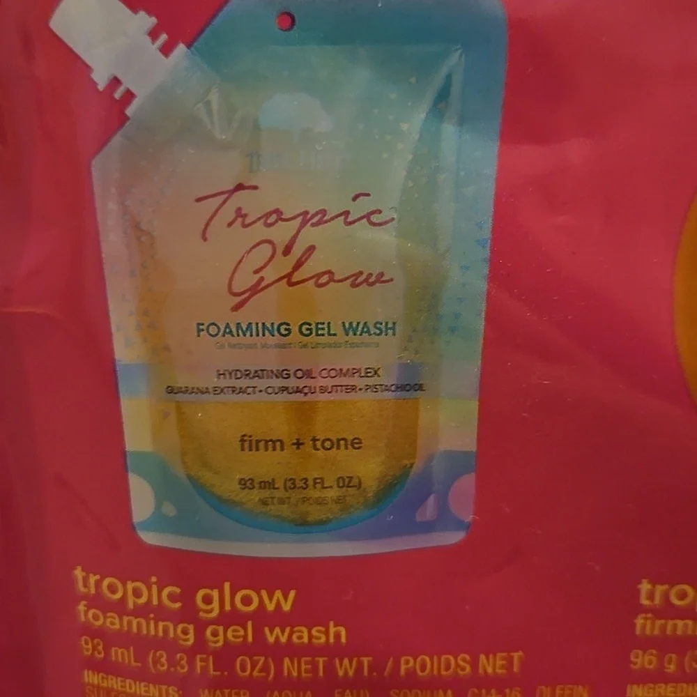 Tree Hut Tropic Glow Travel Kit - Picture 3 of 6